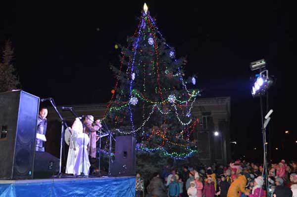 Головна ялинка Ковеля засяє 19 грудня