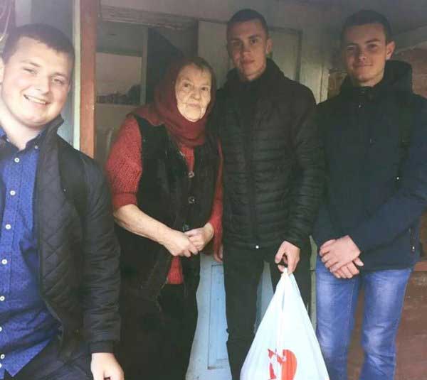 Ковельський медичний коледж долучився до Дня людей похилого віку