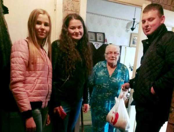 Ковельський медичний коледж долучився до Дня людей похилого віку