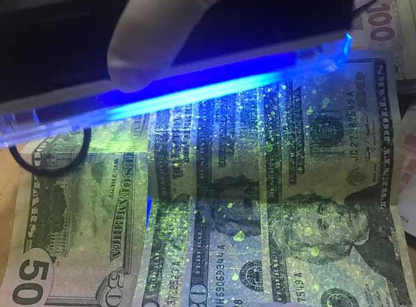 Посадовець з Ковеля щомісяця збирав &laquo;данину&raquo; в 50 тисяч доларів 