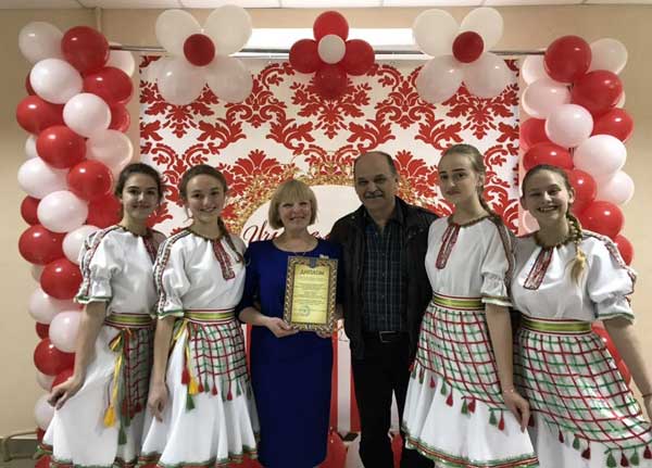 Хор &laquo;Первоцвіт&raquo; Ковельської гімназії отримав почесне звання &laquo;Зразковий художній колектив&raquo;