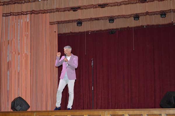 У Ковелі з благодійним концертом виступив Сергій Скулинець