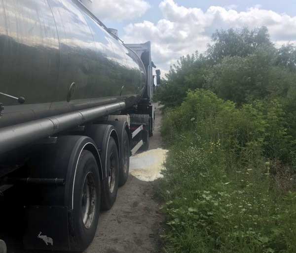 У Ковелі ліквідовують розгерметизацію автоцистерни