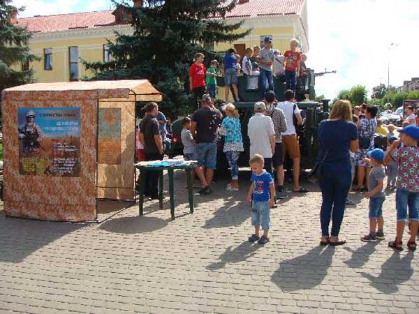 Ковель відвідали десантники 80-ої ДШБ. Фото