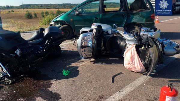 Біля Ковеля у ДТП потрапили байкери. Фото